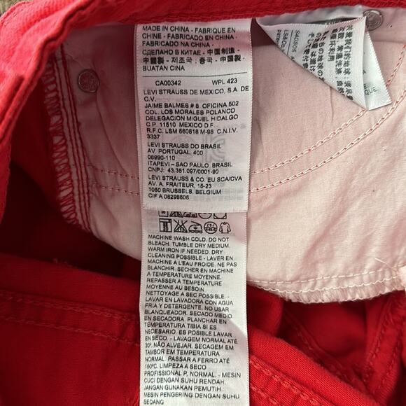 Levi's | Demi Curve Low Rise Skinny Red Jeans with Raw Hems Size 5/27 - Picture 6 of 12